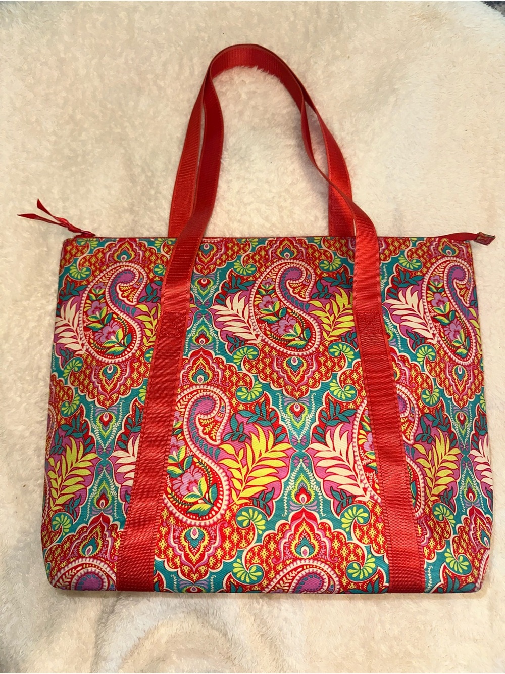 VERA BRADLEY Vibrant Paisley Red Insulated Tote Bag